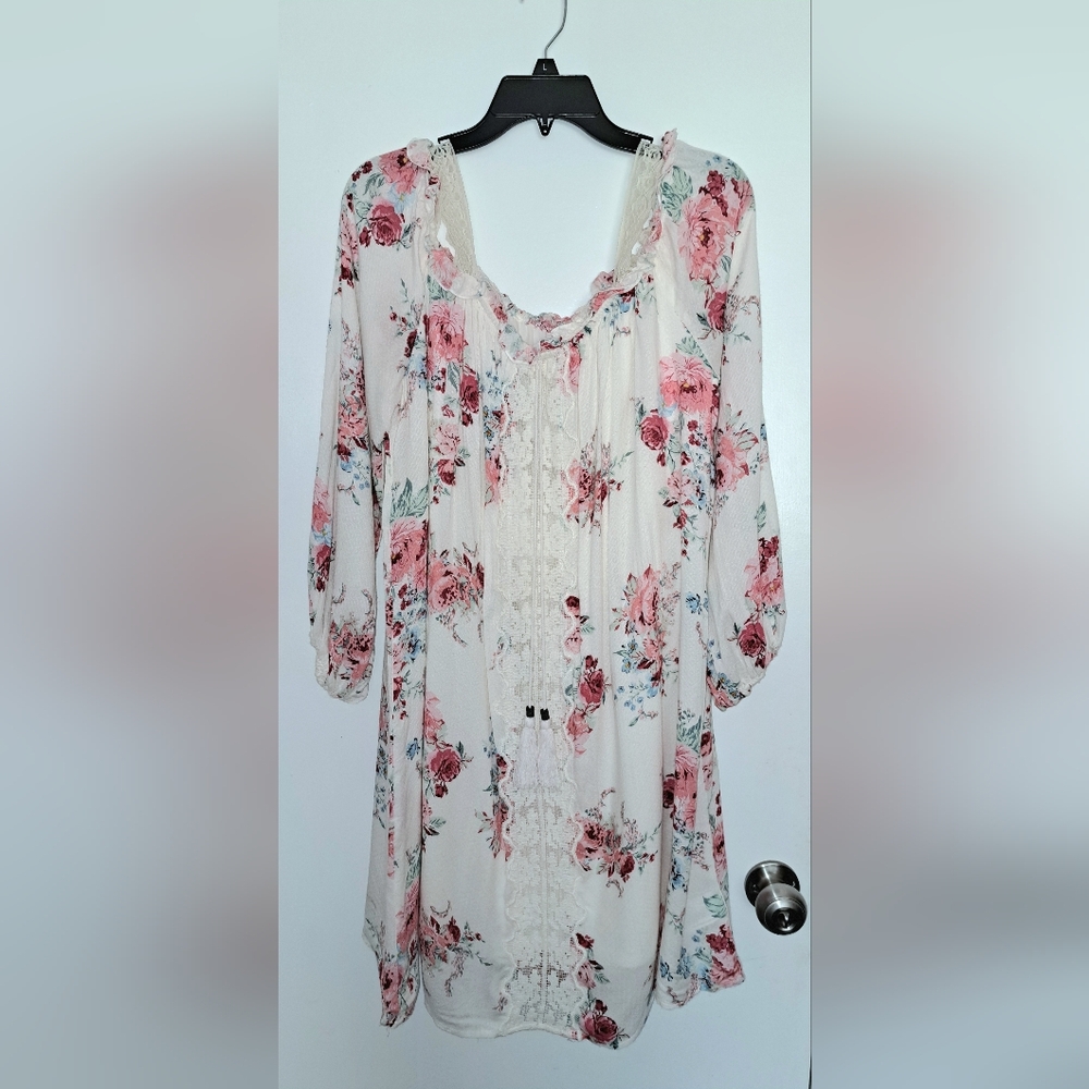 Xhilaration Pink Floral Women's Tunic